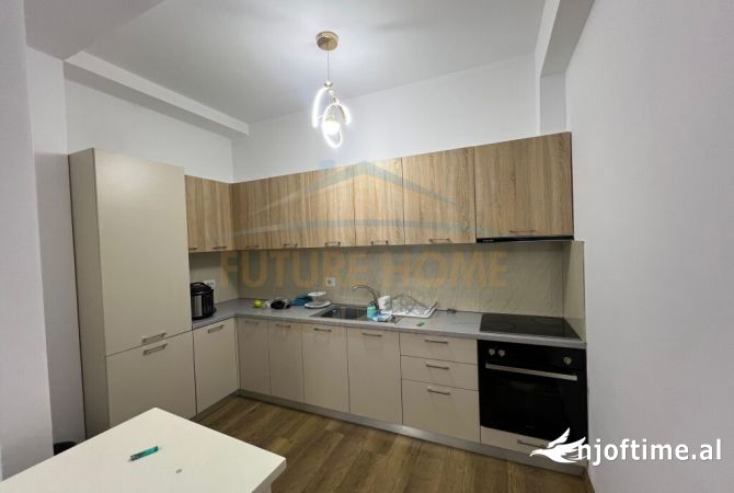 Shtepi me qera Apartament ne Tirane, 1+1, Mobilimi E mobiluar, Pagesa 550  Euro.