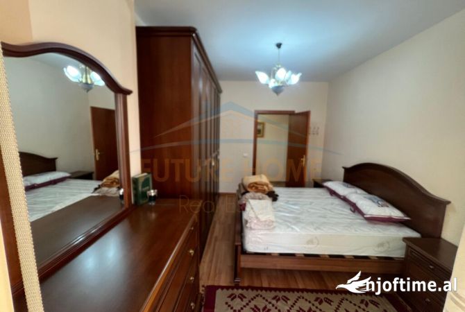 Shtepi me qera Apartament ne Tirane, 2+1, Mobilimi E mobiluar, Pagesa 600  Euro.