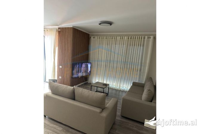 Shtepi me qera Apartament ne Tirane, 2+1, Mobilimi E mobiluar, Pagesa 600  Euro.