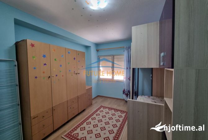 Shtepi me qera Apartament ne Tirane, 2+1, Mobilimi E mobiluar, Pagesa 520  Euro.