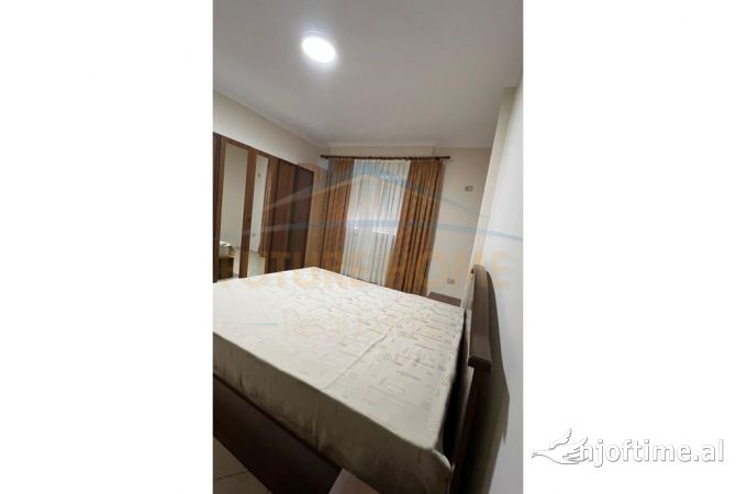 Shtepi me qera Apartament ne Tirane, 1+1, Mobilimi E mobiluar, Pagesa 500  Euro.