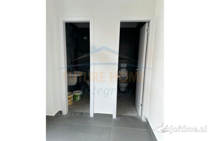 Ambient biznesi me qera 3+1 ne Tirane - 1,200 Euro