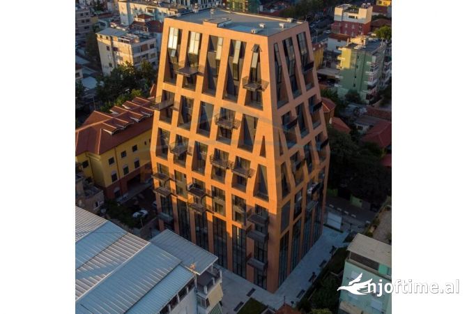 Shtepi ne shitje Apartament ne Tirane, 3+1, Mobilimi Bosh, pa mobiluar, Pagesa 418,000  Euro.