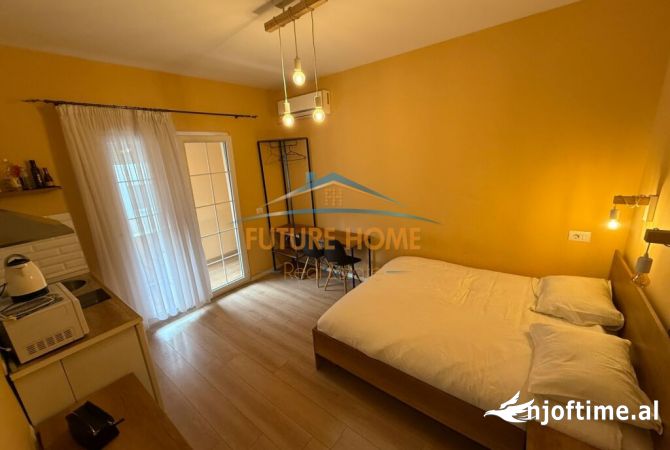 Shtepi me qera Apartament ne Tirane, Garsoniere, Mobilimi E mobiluar, Pagesa 500  Euro.