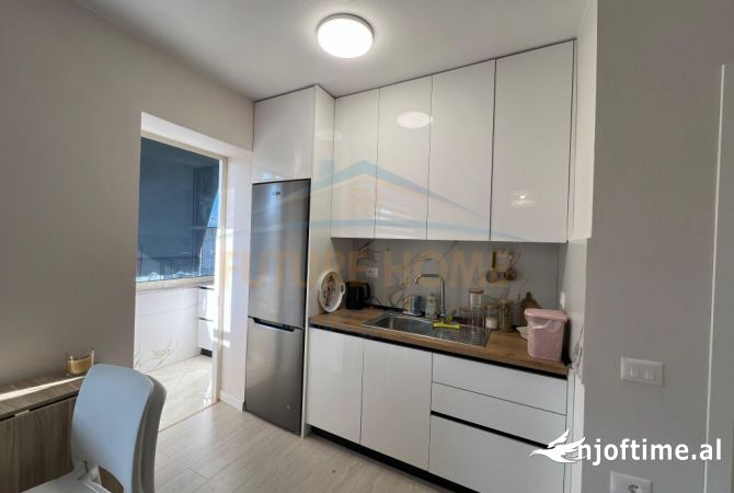 Shtepi me qera Apartament ne Tirane, 1+1, Mobilimi E mobiluar, Pagesa 450  Euro.