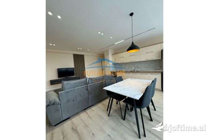 Shtepi me qera Apartament ne Tirane, 2+1, Mobilimi E mobiluar, Pagesa 750  Euro.