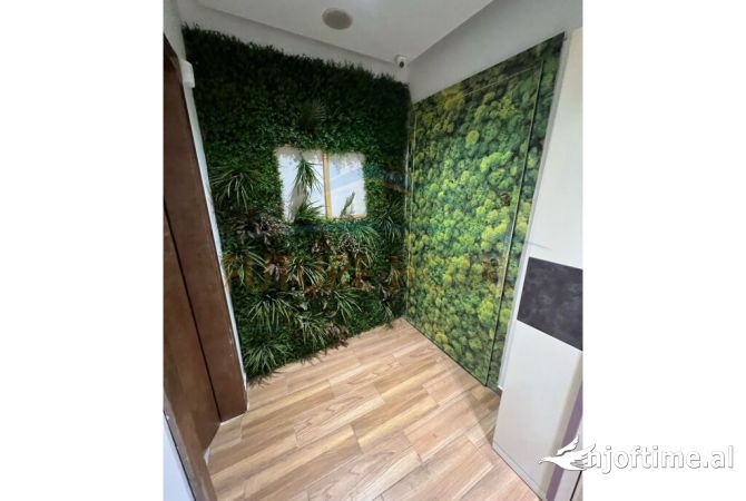 Qera Ambient Biznesi Petro Nini Tirane