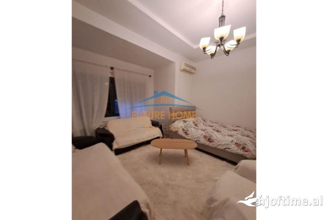 Shtepi me qera Apartament ne Tirane, Garsoniere, Mobilimi E mobiluar, Pagesa 500  Euro.