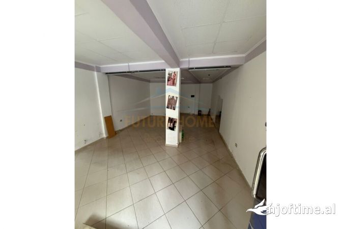 Ambient biznesi me qera 3+1 ne Tirane - 500 Euro