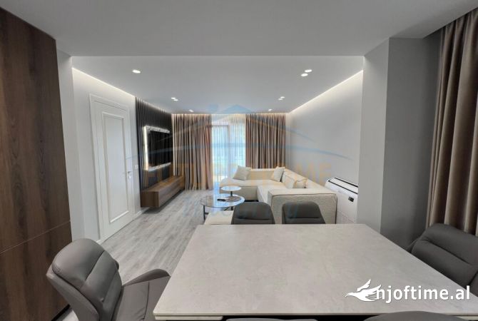 Shtepi me qera Apartament ne Tirane, 2+1, Mobilimi E mobiluar, Pagesa 800  Euro.