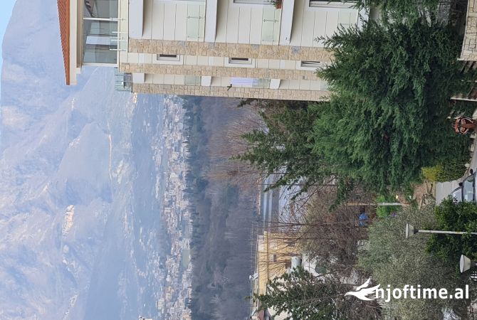 Shtepi ne shitje 2+1 ne Tirane - 280,000 Euro
