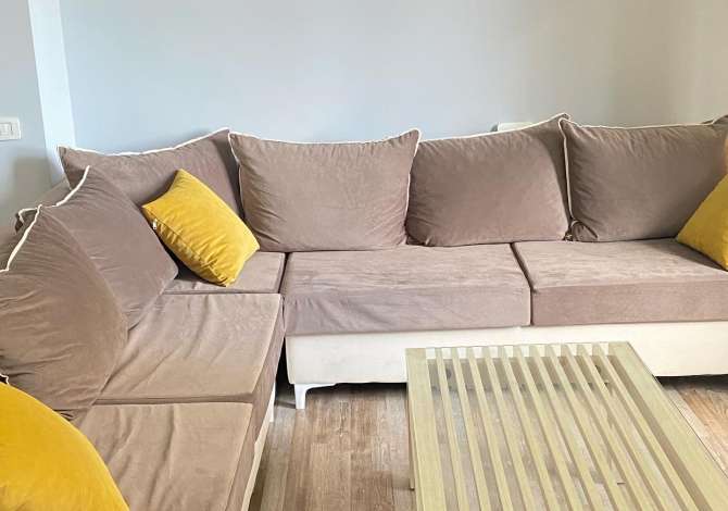 Shtepi me qera 2+1 ne Tirane - 450 Euro