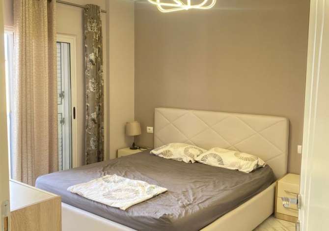 Shtepi me qera 2+1 ne Tirane - 700 Euro
