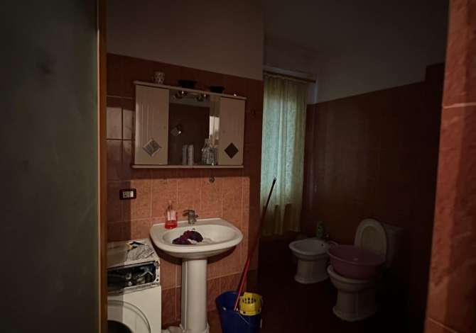Shtepi ne shitje 2+1 ne Tirane - 125,000 Euro