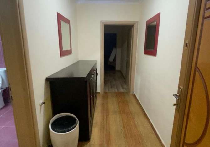 Shtepi me qera 2+1 ne Tirane - 60,000 Leke