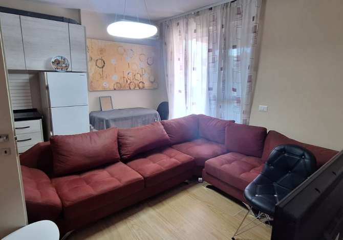 Shtepi me qera 2+1 ne Tirane - 550 Euro