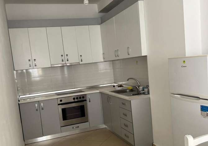 Shtepi me qera 1+1 ne Tirane - 400 Euro