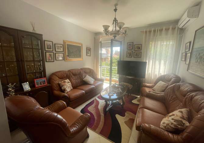 Shtepi me qera 2+1 ne Tirane - 600 Euro