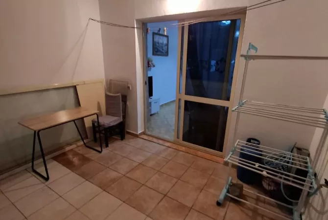Shtepi me qera 2+1 ne Tirane - 400 Euro