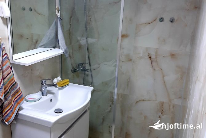 !! Okazion !! Shitet zyre sherbimesh