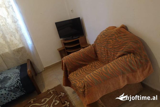 Shtepi me qera Garsoniere ne Tirane - 18,000 Leke