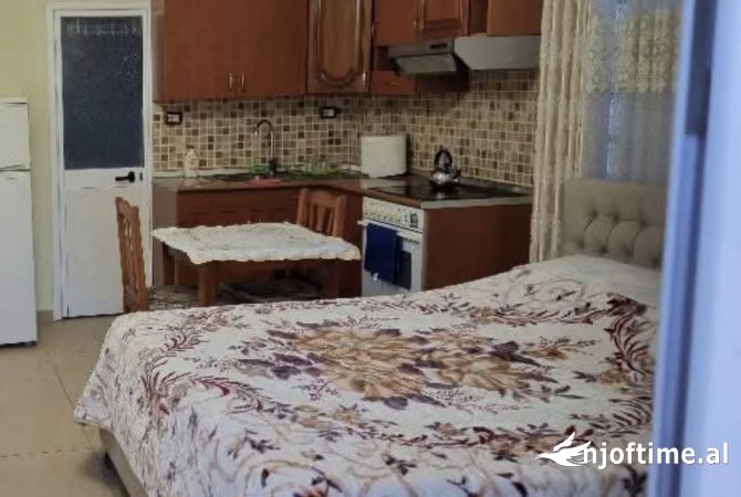 Shtepi me qera Garsoniere ne Tirane - 30,000 Leke
