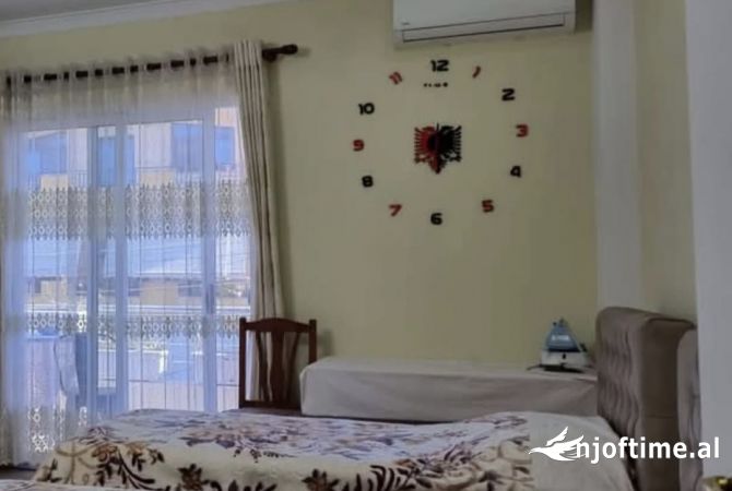 Shtepi me qera Garsoniere ne Tirane - 30,000 Leke