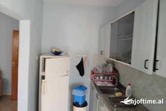 Shtepi me qera 2+1 ne Tirane - 40,000 Leke