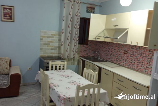 Casa in affitto 1+1 a Tirana - 27,000 Leke