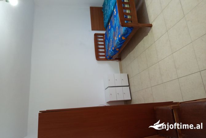 Shtepi me qera 2+1 ne Tirane - 30,000 Leke
