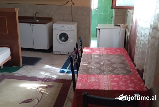 Casa in affitto Garsoniere a Tirana - 20,000 Leke
