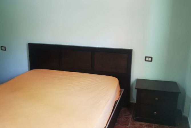 Shtepi me qera Apartament ne Tirane, 1+1, Mobilimi E mobiluar, Pagesa 30,000  Leke.