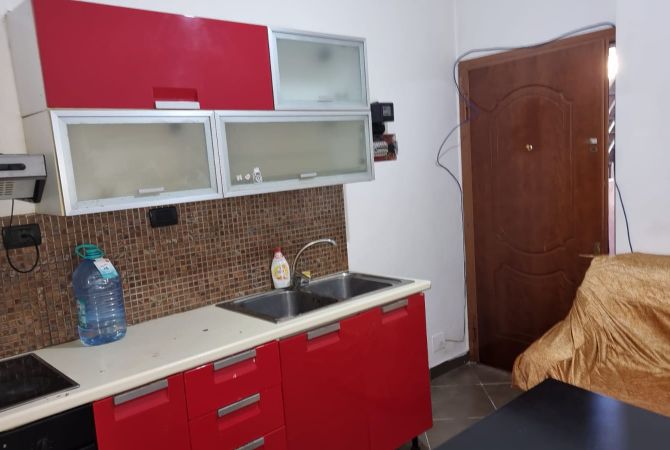 Shtepi me qera 1+1 ne Tirane - 28,000 Leke
