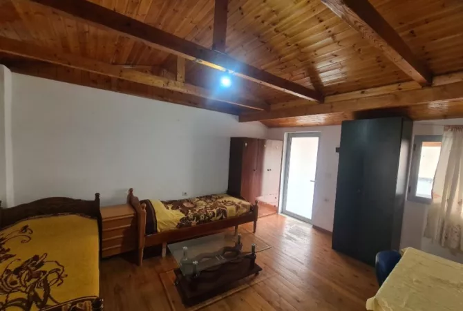 Shtepi me qera Garsoniere ne Tirane - 25,000 Leke