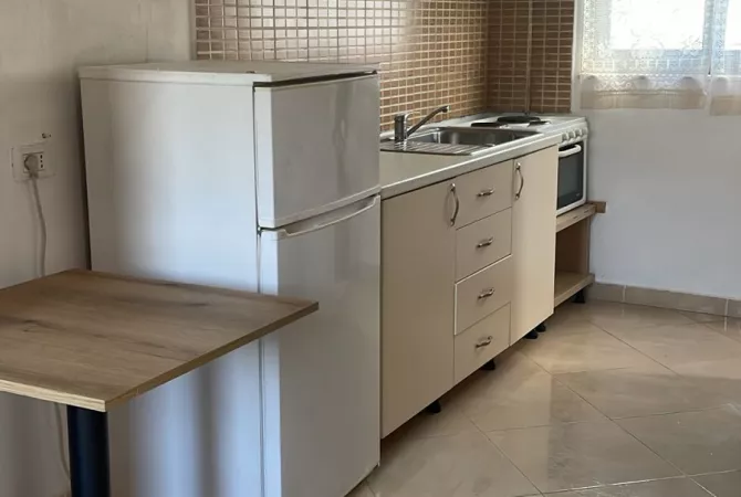Shtepi me qera Garsoniere ne Tirane - 25,000 Leke