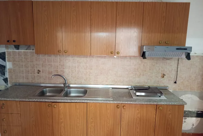 Casa in affitto 1+1 a Tirana - 28,000 Leke