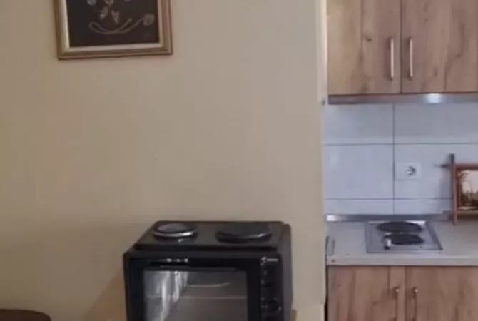 Shtepi me qera Garsoniere ne Tirane - 26,000 Leke