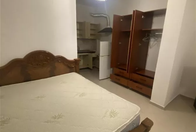 Shtepi me qera Garsoniere ne Tirane - 28,000 Leke