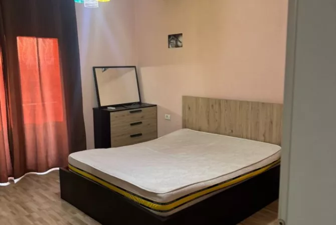 Shtepi me qera 2+1 ne Tirane - 350 Euro