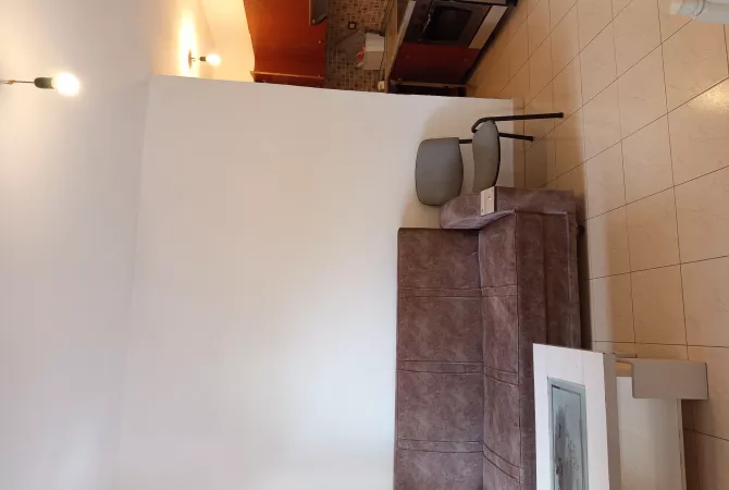 Casa in affitto 1+1 a Tirana - 30,000 Leke