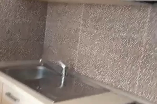 Shtepi me qera Garsoniere ne Tirane - 25,000 Leke