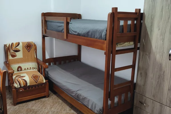 Shtepi me qera Garsoniere ne Tirane - 20,000 Leke