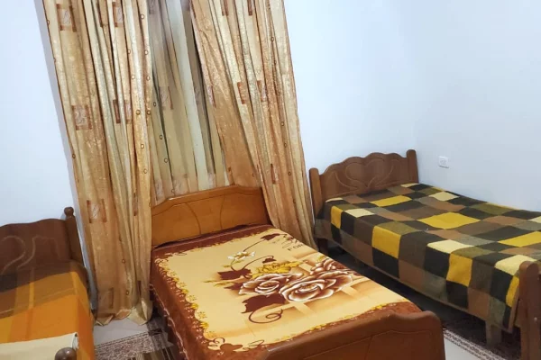 Shtepi me qera 1+1 ne Tirane - 38,000 Leke