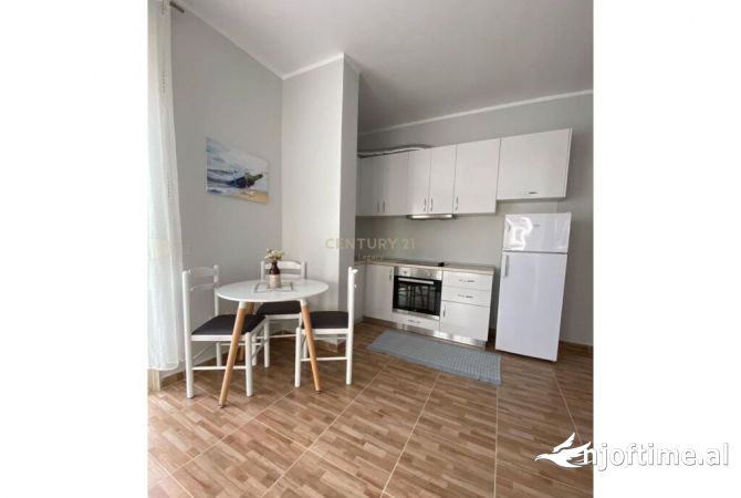 Shtepi me qera 1+1 ne Vlore - 430 Euro