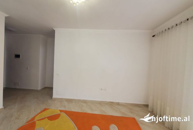 Shtepi ne shitje 1+1 ne Tirane - 85,000 Euro