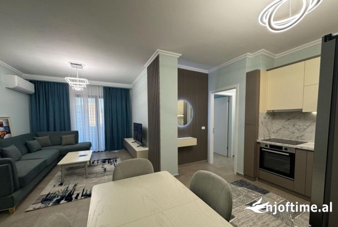 Shtepi me qera 2+1 ne Tirane - 800 Euro