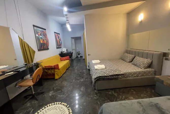 Shtepi me qera Garsoniere ne Tirane - 500 Euro