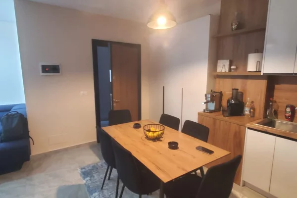 Shtepi ne shitje 2+1 ne Tirane - 110,000 Euro