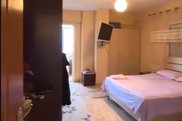 Shtepi me qera 2+1 ne Tirane - 60,000 Leke