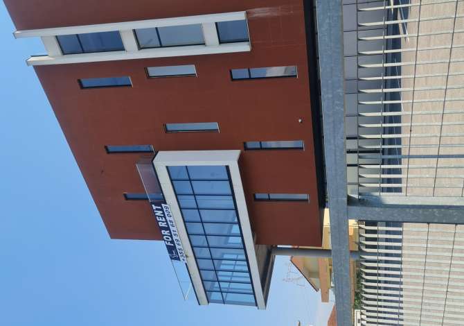 Ambient biznesi me qera 4+1 ne Tirane - 30,000 Euro